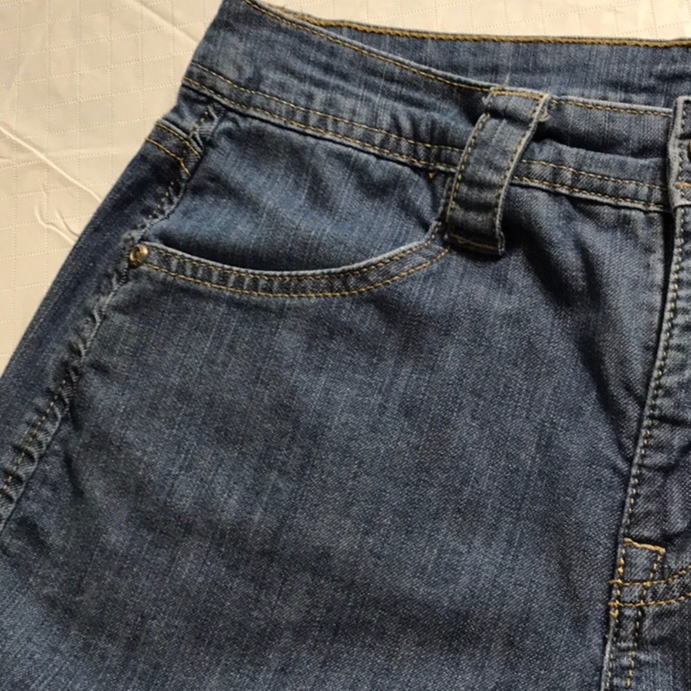 Basic Editions~~Cuffed Capris~🔷 - Picture 4 of 9